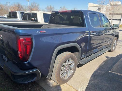 Pacific Blue Metallic 2023 GMC Sierra 1500 SLT