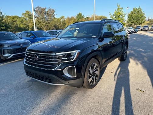 2026 Volkswagen Atlas 2.0T SE w/Technology 4MOTION
