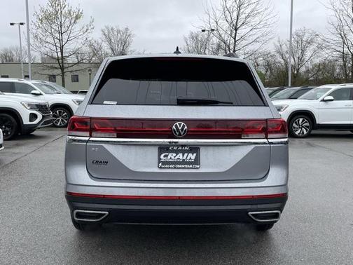2025 Volkswagen Atlas 2.0T SE