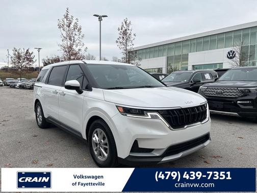 2024 Kia Carnival LX