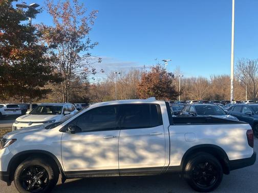 2023 Honda Ridgeline Black