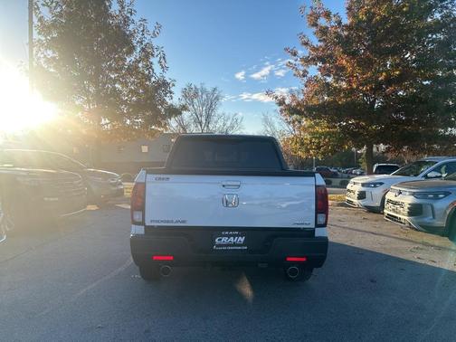 2023 Honda Ridgeline Black