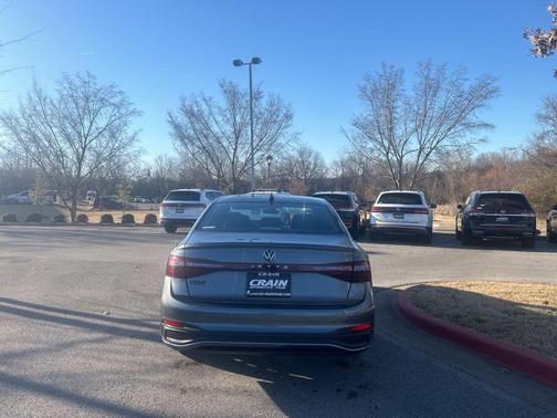 Platinum 2026 Volkswagen Jetta 1.4T S