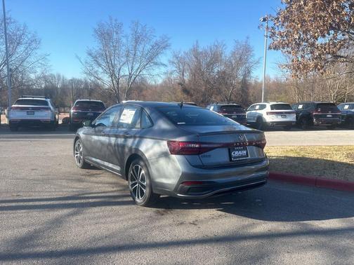 Platinum 2026 Volkswagen Jetta 1.4T S