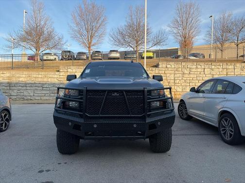 2019 Chevrolet Silverado 1500 Custom Trail Boss
