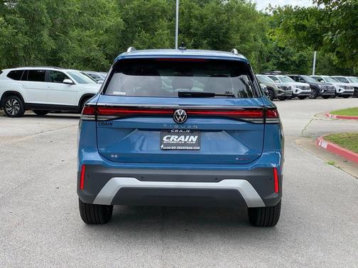 Blue 2026 Volkswagen Tiguan 2.0T SE 4MOTION