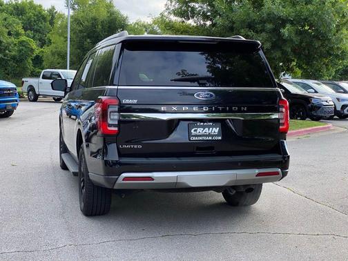 Black Metallic 2024 Ford Expedition Limited