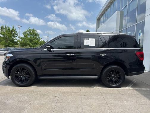 Black Metallic 2024 Ford Expedition Limited