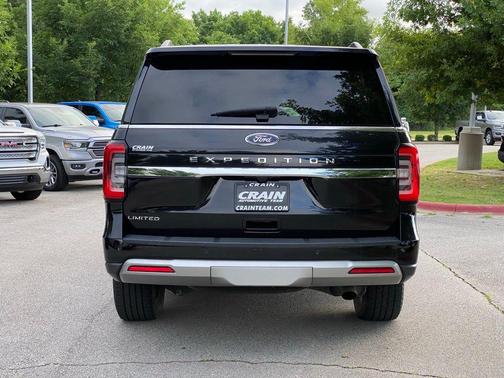 Black Metallic 2024 Ford Expedition Limited