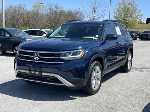 2023 Volkswagen Atlas 3.6L SE w/Technology