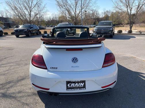 2019 Volkswagen Beetle 2.0T SE