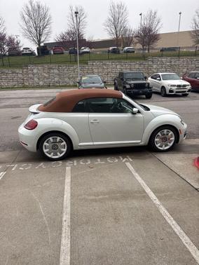 2019 Volkswagen Beetle 2.0T SE