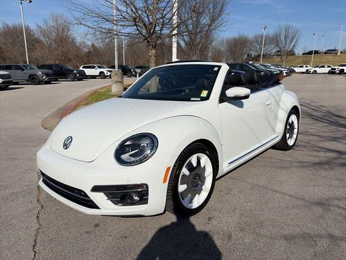 2019 Volkswagen Beetle 2.0T SE