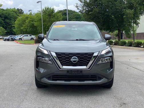 Gun Metallic 2022 Nissan Rogue SV