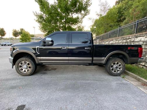 Black Metallic 2022 Ford F-250 King Ranch