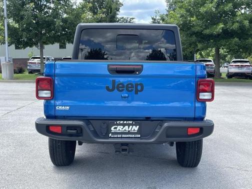 2022 Jeep Gladiator Sport S