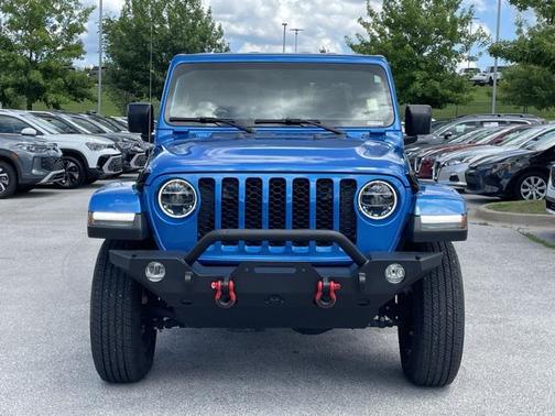 2022 Jeep Gladiator Sport S