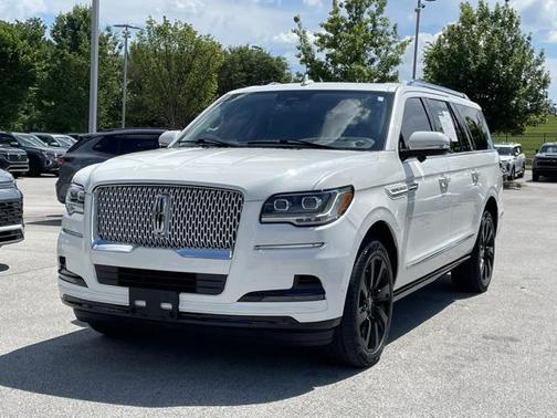 2023 Lincoln Navigator Reserve
