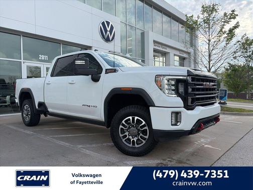 Summit White 2022 GMC Sierra 2500 AT4
