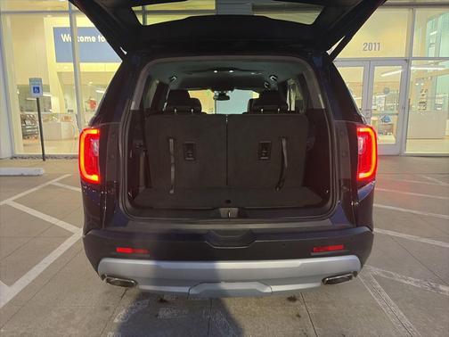 2023 GMC Acadia FWD SLT