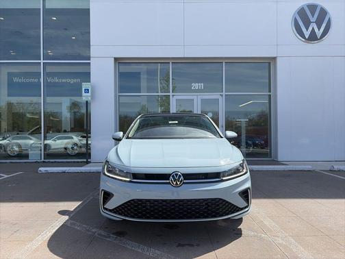 Gray 2026 Volkswagen Jetta 1.4T SE