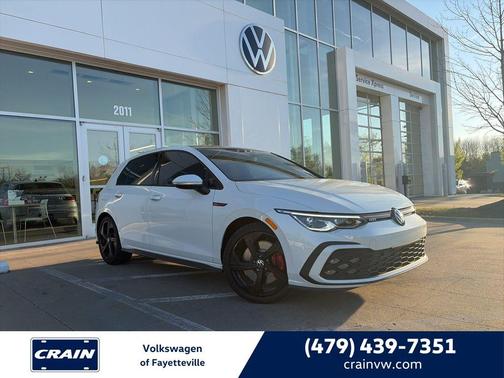 2024 Volkswagen Golf GTI 2.0T SE DSG