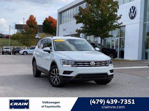 Pure White 2019 Volkswagen Tiguan 2.0T SE