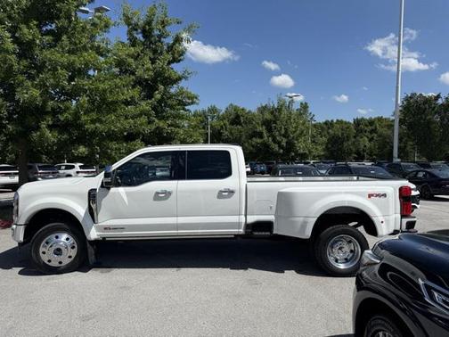 2024 Ford F-450 Platinum