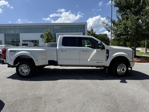 2024 Ford F-450 Platinum