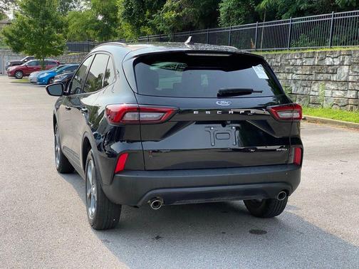 Black Metallic 2025 Ford Escape ST-Line