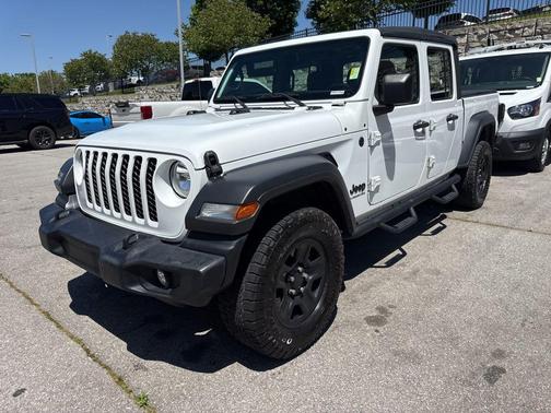 Bright White Clearcoat 2022 Jeep Gladiator Sport