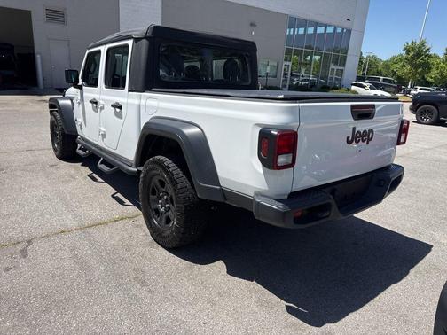 Bright White Clearcoat 2022 Jeep Gladiator Sport