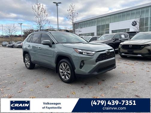 2022 Toyota RAV4 XLE Premium