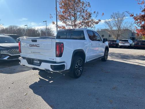 2022 GMC Sierra 1500 AT4