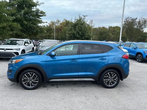 2021 Hyundai TUCSON SEL