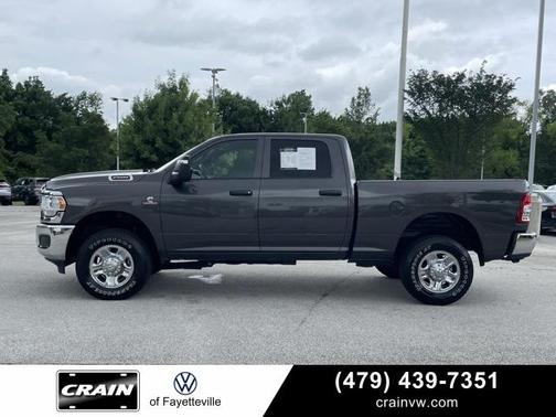 2023 RAM 2500 Tradesman Crew Cab 4x4 6'4' Box