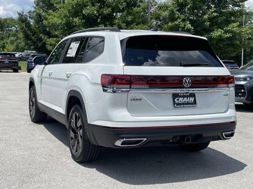 2025 Volkswagen Atlas 2.0T SE w/Technology 4MOTION