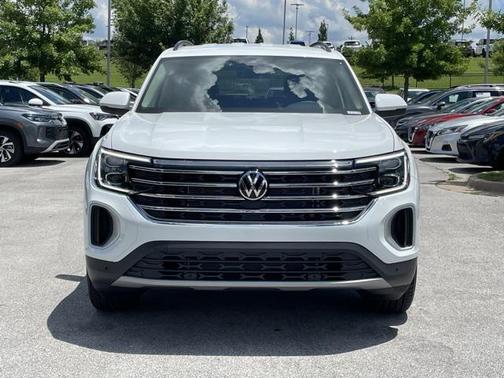 2025 Volkswagen Atlas 2.0T SE w/Technology 4MOTION