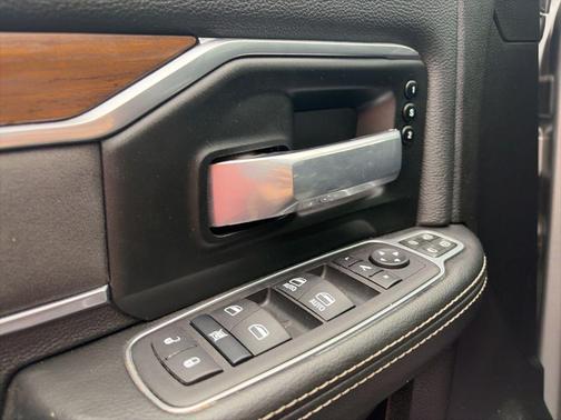 Billet Silver Metallic 2024 RAM 2500 Laramie Crew Cab 4x4 6'4' Box