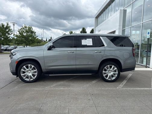 Sterling Gray Metallic 2023 Chevrolet Tahoe 4WD High Country