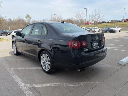 2010 Volkswagen Jetta Wolfsburg Edition