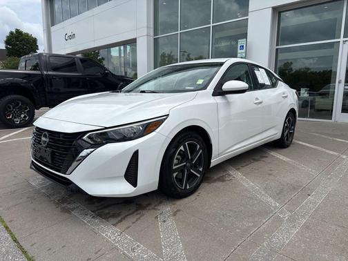 Aspen White 2024 Nissan Sentra SV