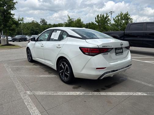 Aspen White 2024 Nissan Sentra SV