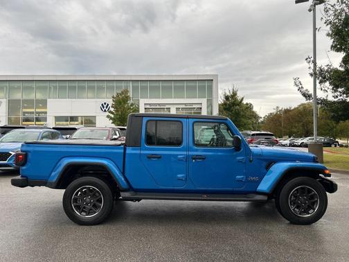 2023 Jeep Gladiator Overland