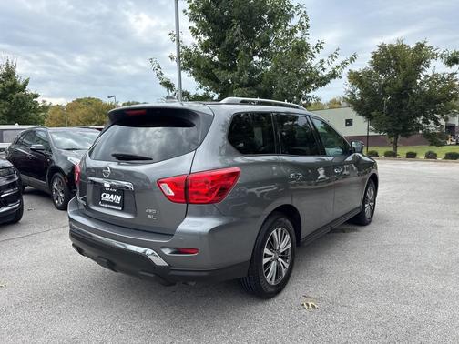 2020 Nissan Pathfinder SL 4WD