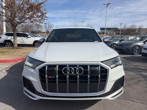 2022 Audi SQ7 4.0T Premium Plus