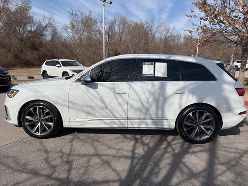 2022 Audi SQ7 4.0T Premium Plus