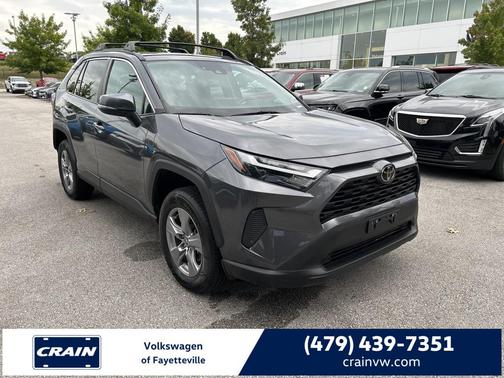 2022 Toyota RAV4 XLE