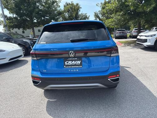 2025 Volkswagen Taos 1.5T SE