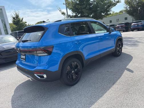 2025 Volkswagen Taos 1.5T SE